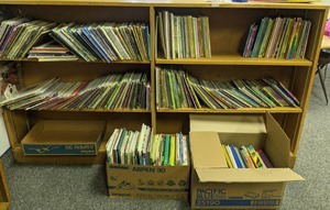 lot 142 image: Large Bookshelf w Large Lot of Books (Lot 44)