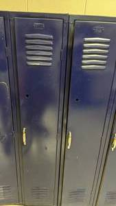 lot 209 image: Lot 13 of 7 Lockers