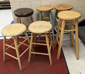 lot 199 image: Set of (6) Stools