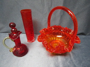 lot 28 image: Amberina Glass