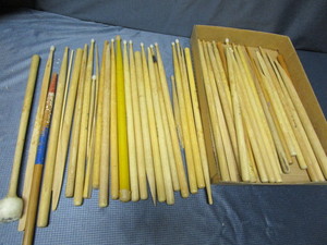 lot 43 image: Drum Sticks