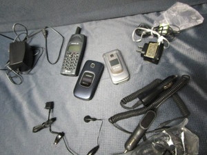 lot 70 image: Cell Phones
