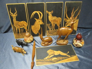 lot 84 image: African Game Wall Dcor