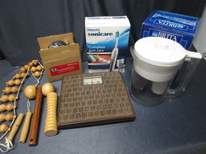 lot 161 image: Brita & Sonicare, Massagers