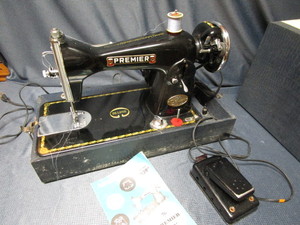 lot 177 image: Deluxe Sew Machine