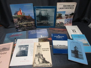 lot 178 image: Lighthouse Books