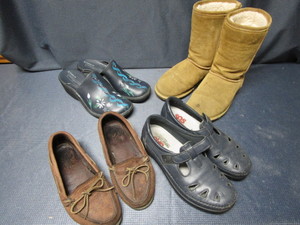 lot 179 image: Boots & Shoes
