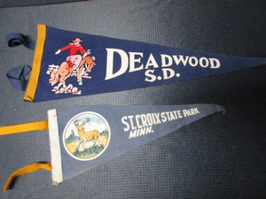 lot 191 image: Vintage Pennant