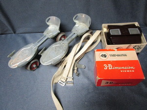 lot 211 image: Hustler Roller Skates, Viewmaster