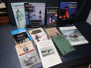 lot 214 image: Lighthouse & Coast Guard