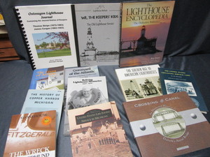 lot 229 image: Lighthouse Books