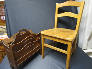 lot 255 image: Oak Chair, Stand