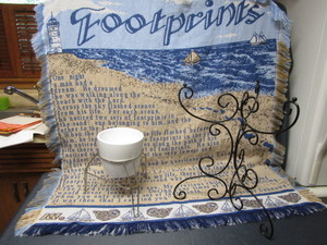 lot 295 image: Throw, Table Base