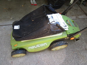 lot 9 image: Eon Mower & Batteries