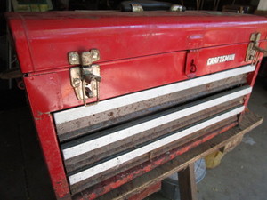 lot 303 image: Craftsman Toolbox