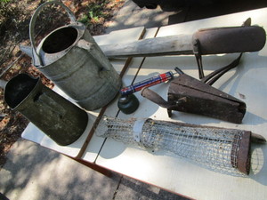 lot 319 image: Vintage Planters, Sprayer