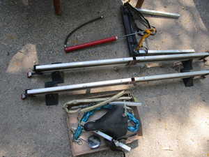 lot 332 image: Racks - Ski & Bike