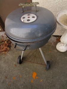 lot 341 image: Weber Grill