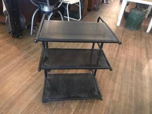 lot 17 image: Rolling Office Cart