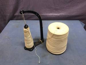 lot 30 image: Vintage String Dispenser & String