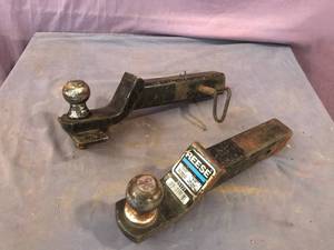 lot 72 image: Receiver Hitches