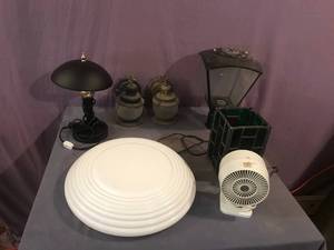 lot 118 image: Lights & Fan