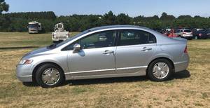 lot 1 image: 2007 Honda Civic Hybrid