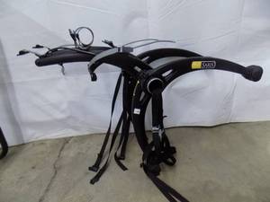 lot 6 image: Saris Bike Rack
