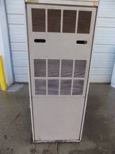 lot 32 image: Fuel Oil Furnace Lannex