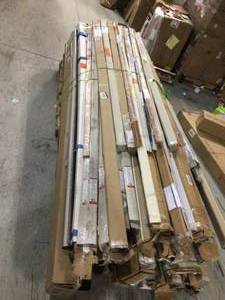 Lot of assorted moldings see pictures