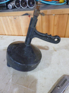 lot 139 image: Hand Held Sewer Snake