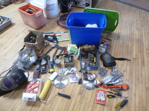 lot 22 image: Miscellaneous Garage Items