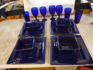 lot 40 image: Blue Glassware