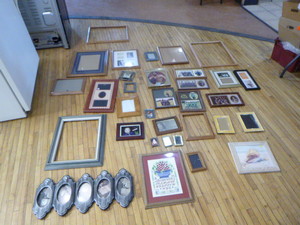 lot 62 image: Lot of Picture Frames
