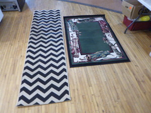 lot 75 image: 2 Rugs
