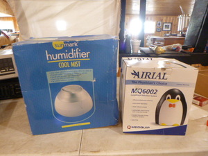 lot 77 image: Humidifier and Nebulizer