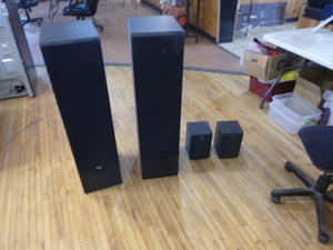 lot 81 image: 2 Sets of Speakers