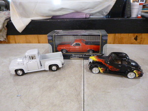 lot 114 image: 3 Die Cast CarsTrucks