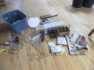 lot 120 image: Miscellaneous Household Items