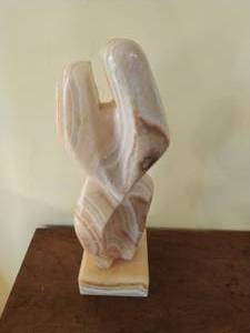 Onyx Couple Sculpture