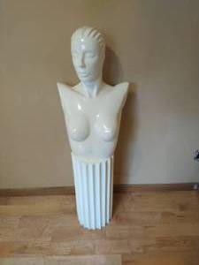 Female Bust Statue With Pedi