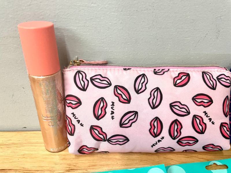 Lot of Cosmetic and Makeup Items