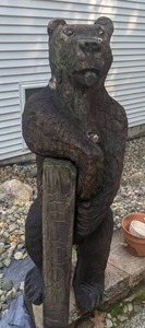 lot 338 image: Beautifully Carved Large Welcome Bear
