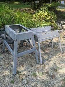 lot 352 image: Set of (3) Metal Saw Horses