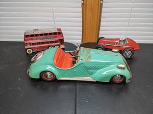 lot 11 image: Lot of Vintage Schuco Toy Cars and Trolley Bus