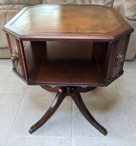 lot 3 image: Vintage Book Table