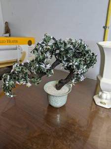 lot 271 image: Artificial Bonsai Tree, Floral Vase & Pots