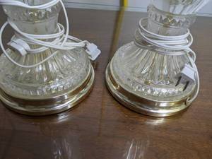 lot 258 image: Gorgeous Pair of 24% Lead Crystal Lamps