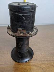 lot 262 image: Vintage 1930 Model A  Ahooga Horn