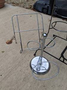 lot 374 image: Lot of 9 Metal Racks & Stands